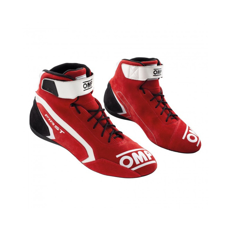 Chaussures OMP First Evo - une bottine FIA d'entrée de gamme pas chère