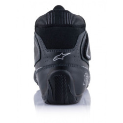 Nouvelle évolution pour les chaussures Alpînestars FIA Tech-1 T v3